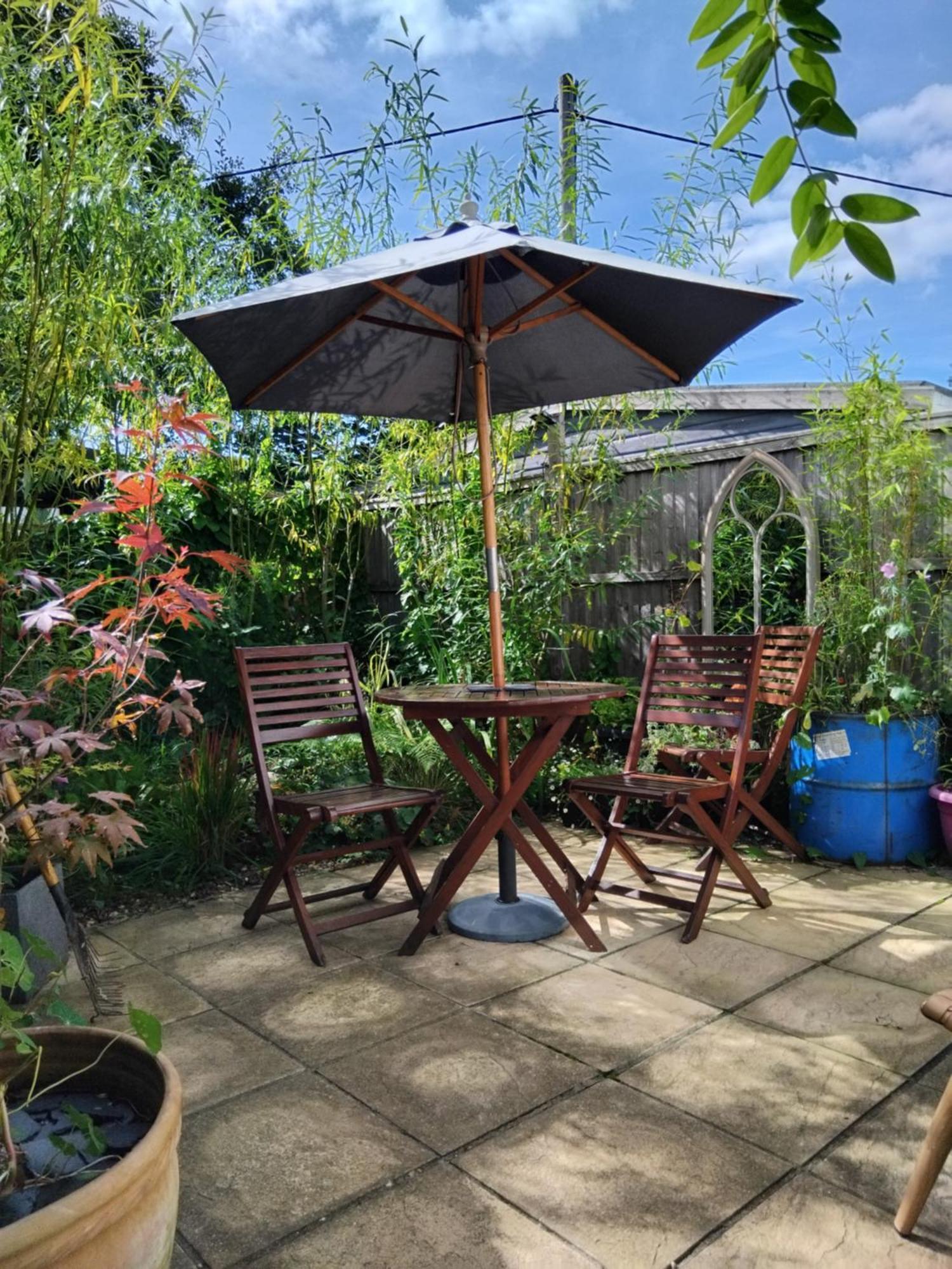 Post Office Row Apartment And Garden Crickhowell Exterior foto